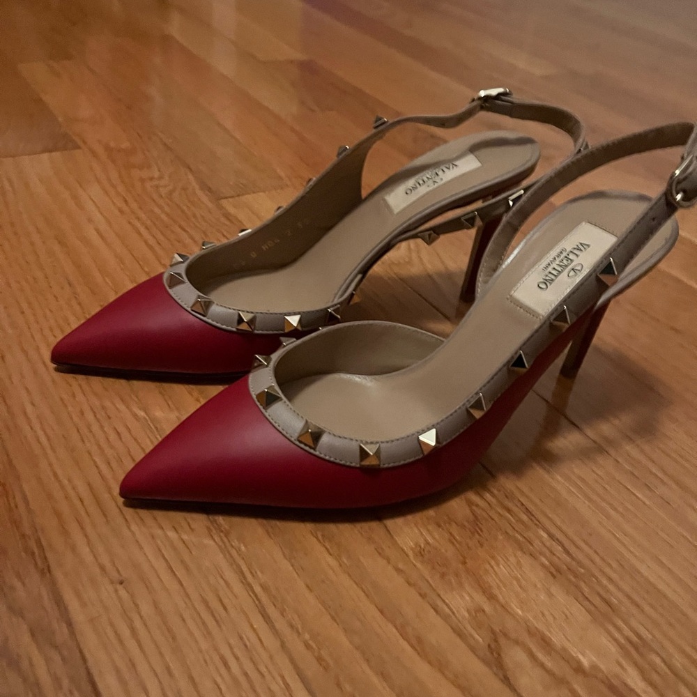 Red Valentino Garavani Rockstud Leather Slingback Pumps 38/7.5